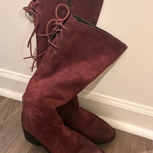 Born Women's Burgundy Lace Up Boots